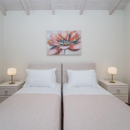 Vincenzo Suites 奈德里 外观 照片